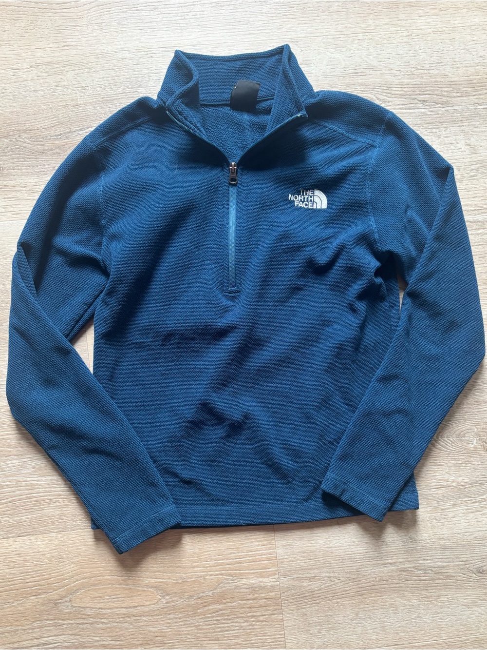 The North Face Men's teal Quarter-Zip